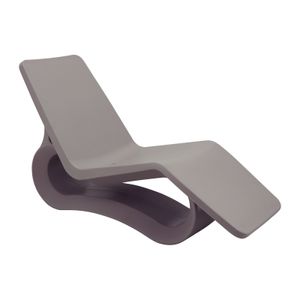 Reposera Chaise Tramontina Octo en Polietileno Cemento Con Agujero